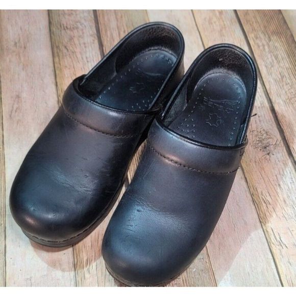Womens, Dansko, Black Leather, Stappled Clog, Shoes, Size 37 or‎ 6.5 to 7 - Picture 1 of 7